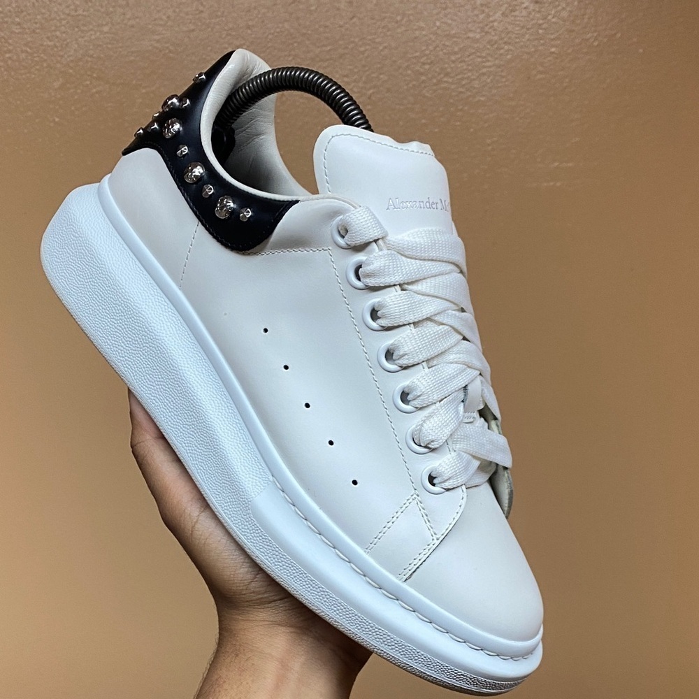 Alexander McQueen Oversized Sneakers “White Studd” EU 40 Women’s Size 10 - Picture 8 of 17